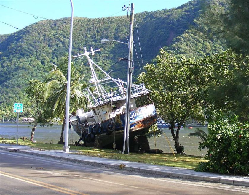 Tsunami morduje na Samoa