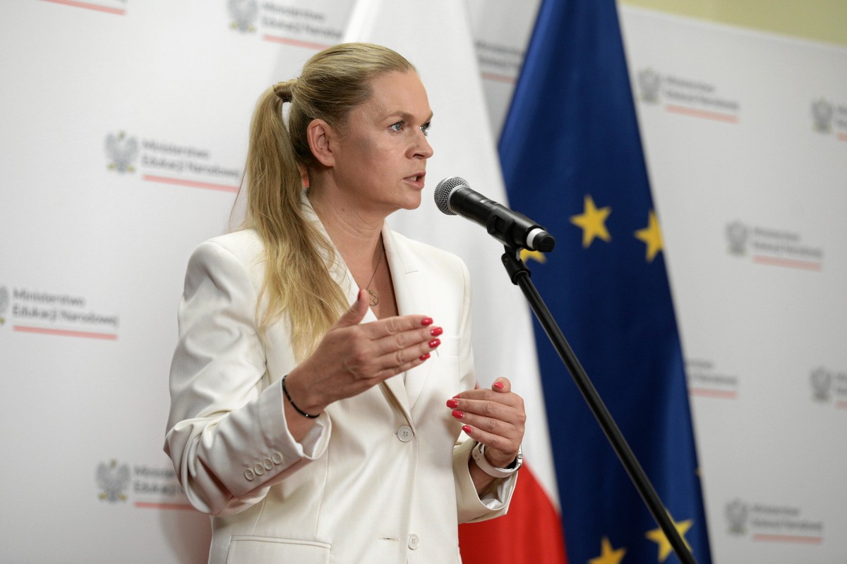 Barbara Nowacka, ministra edukacji