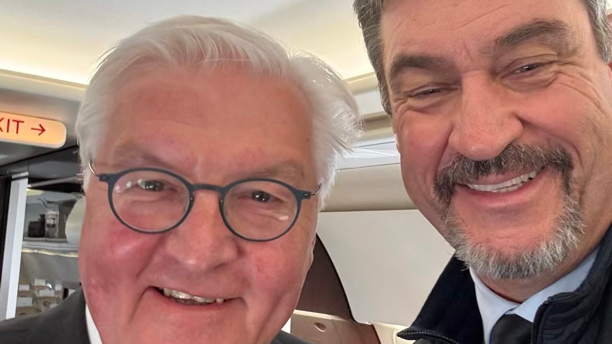 Predseda vlády nemeckého štátu Bavorsko Markus Söder s nemeckým prezidentom Frankom-Walterom Steinmeierom.
