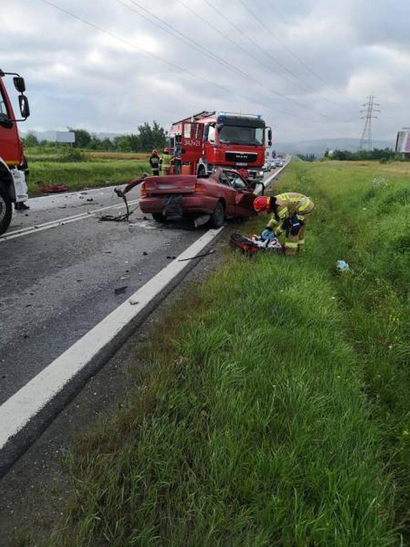 Makabryczny wypadek w Starym Sączu. Nie żyje 19-latek