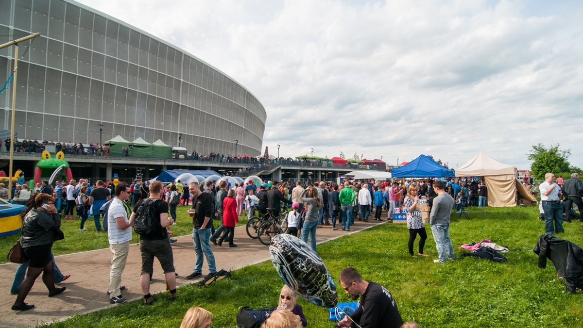 Na ponad 40 dni przed rozpoczęciem imprezy, organizatorzy Wrocławskiego Festiwalu Dobrego Piwa zdradzili z jakich składników zostanie uwarzone oficjalne piwo festiwalowe. O recepturze złocistego trunku zdecydowali sami internauci. Dodatkowo zaprezentowano kufle i pokale, które będą do nabycia podczas wrocławskich dni piwa.