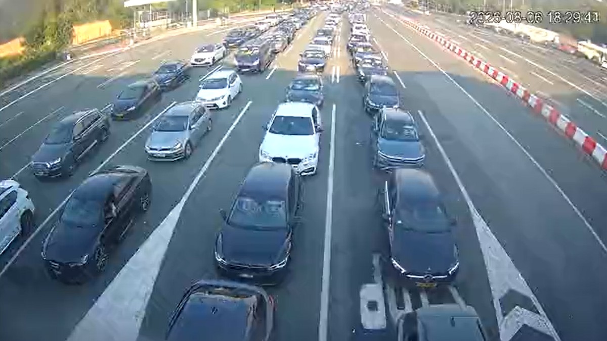 Kilometarske kolone na Batrovcima
