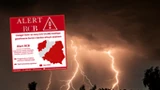 Alert RCB dla 16 województw. Burze, grad i wiatr do 115 km/h