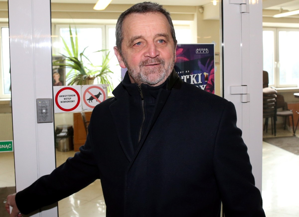 Władysław Pociej pytany przez dziennikarzy powiedział, że jego klient czuje się "tak jak każdy, kto przejdzie przez tego rodzaju zdarzenia"