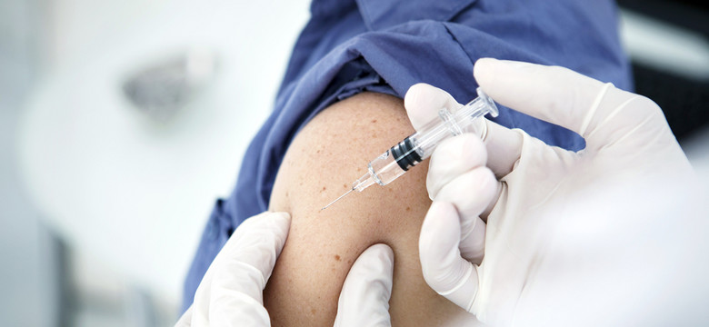 Szczepionka na COVID-19. Ruszyły pierwsze w Europie testy na ludziach