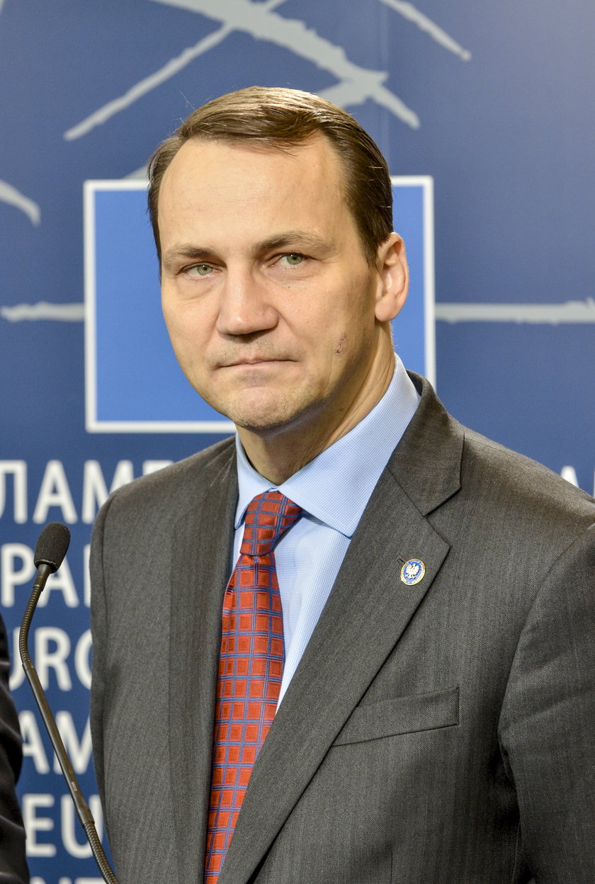 Radosław Sikorski I Magdalena Ogórek Obchodzą Urodziny Tego Samego Dnia 8876