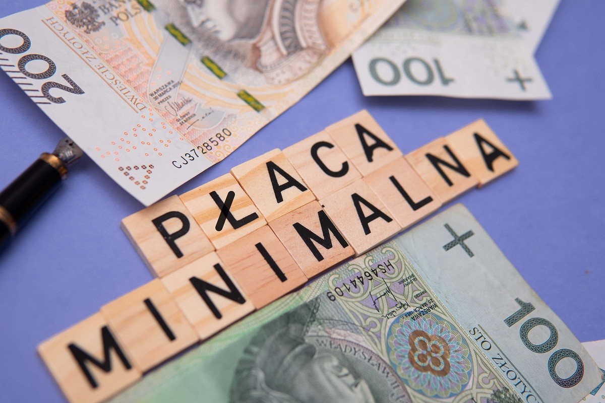 Podwyżka płacy minimalnej od 2026 roku. O ile wzrośnie minimalne wynagrodzenie?