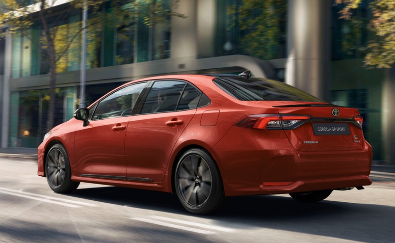 Nowa Toyota Corolla 2025