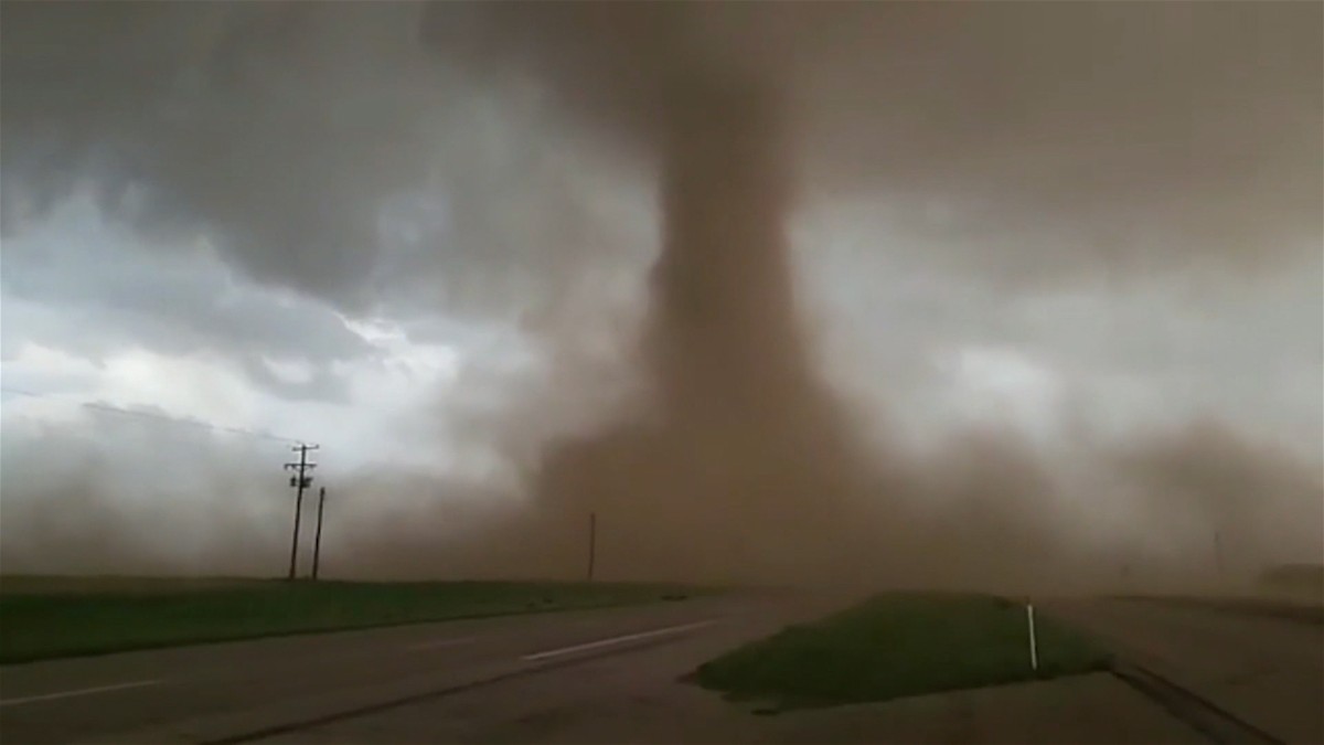 Više od 50 miliona ljudi u SAD u opasnosti od oluje