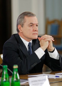 Sawicki: Gliński wycofuje się z kontrowersyjnego planu