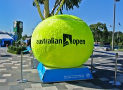 Australian Open: Czołowi tenisiści przejdą kwarantannę w Adelajdzie
