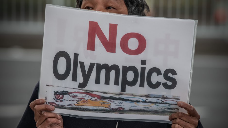 Protest przeciwko IO w Tokio