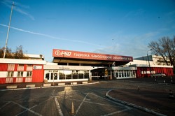 Życie wraca na warszawski Żerań bez rządowego wsparcia