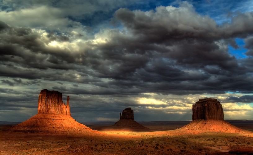 „Alone With Gods”