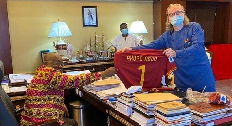 AS Roma presents special home jersey to Akufo-Addo