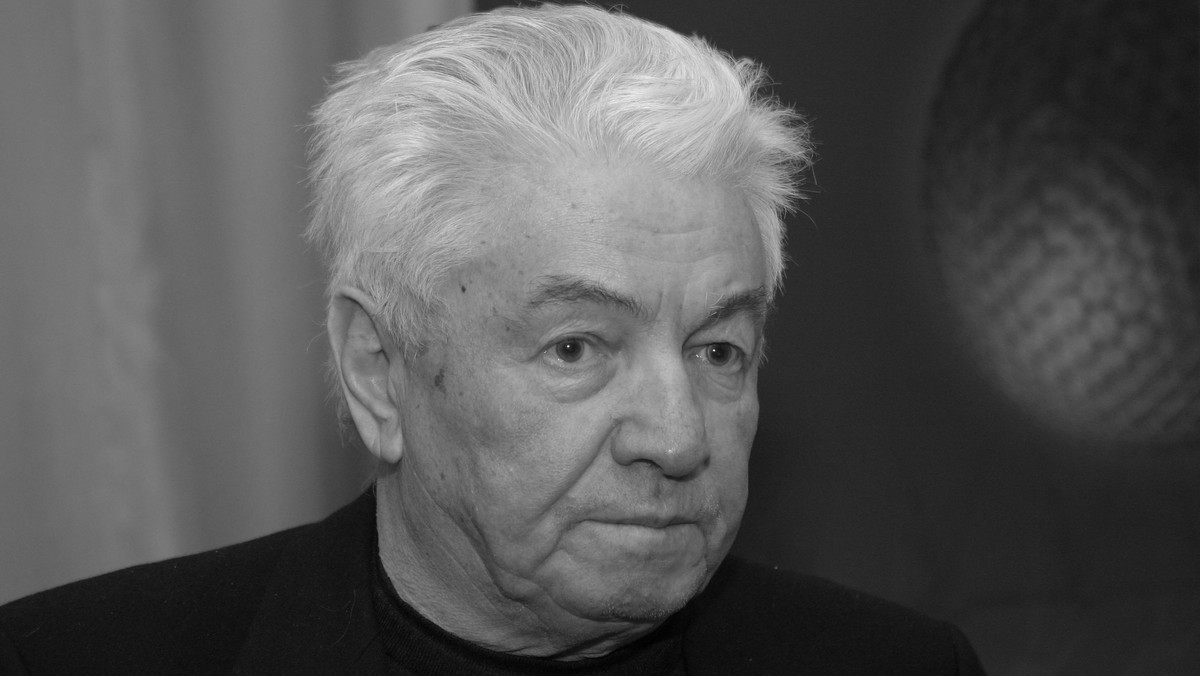 Wybitny rosyjski pisarz Władimir Wojnowicz zmarł w wieku 85 lat - poinformowali jego bliscy w nocy z piątku na sobotę. Jego najbardziej znanym dziełem była powieść "Życie i niezwykłe przygody żołnierza Iwana Czonkina", a także antyutopia "Moskwa 2042".