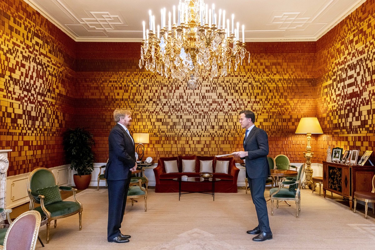 Król Wilhelm-Aleksander i Mark Rutte