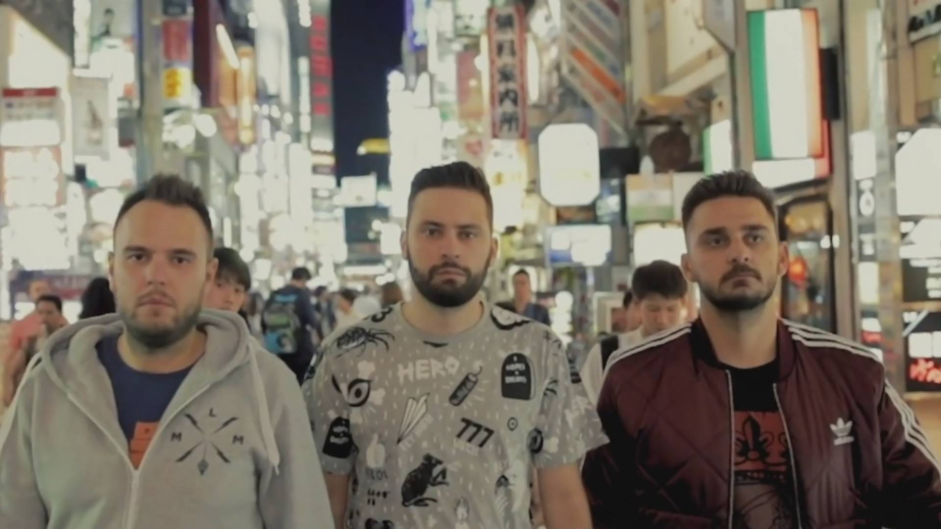 Bosanski rep trojac Frenkie, Kontra i Indigo snimili spot za novi singl "Đe Će Ko" u Tokiju
