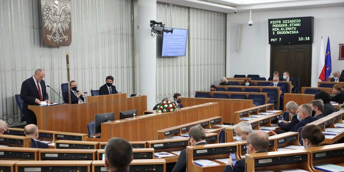 W Senacie trwała długa debata nad Polskim Ładem.