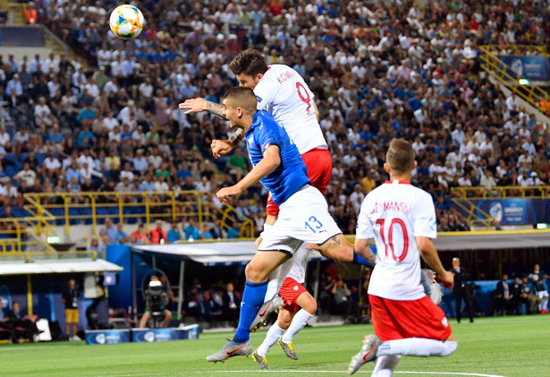 Euro U-21: Sensacyjne zwycięstwo nad Włochami! "Orzeł" Bielik strzelił, a Grabara kapitalnie bronił [WIDEO]