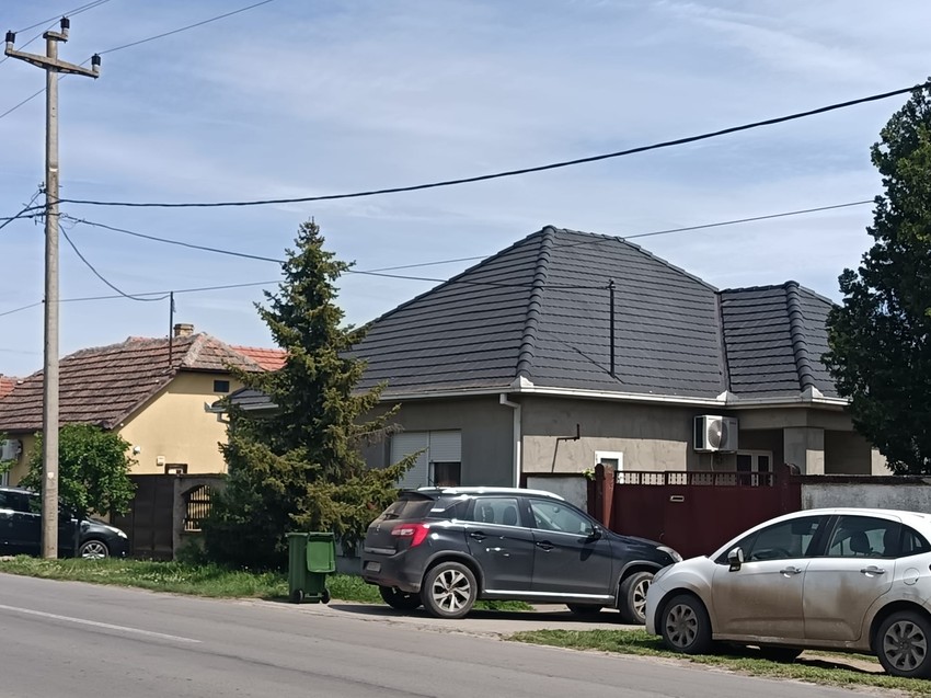 Kuća u Staparu u kojoj je živeo Siniša T., kako kažu meštani