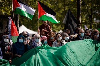 Około tysiąca osób na propalestyńskim wiecu w Paryżu