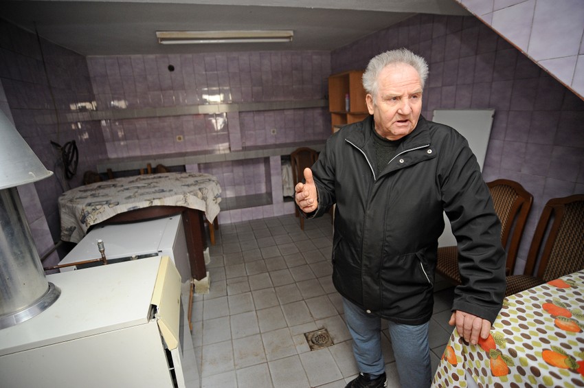 Kuhinja i kafa svima na raspolaganju