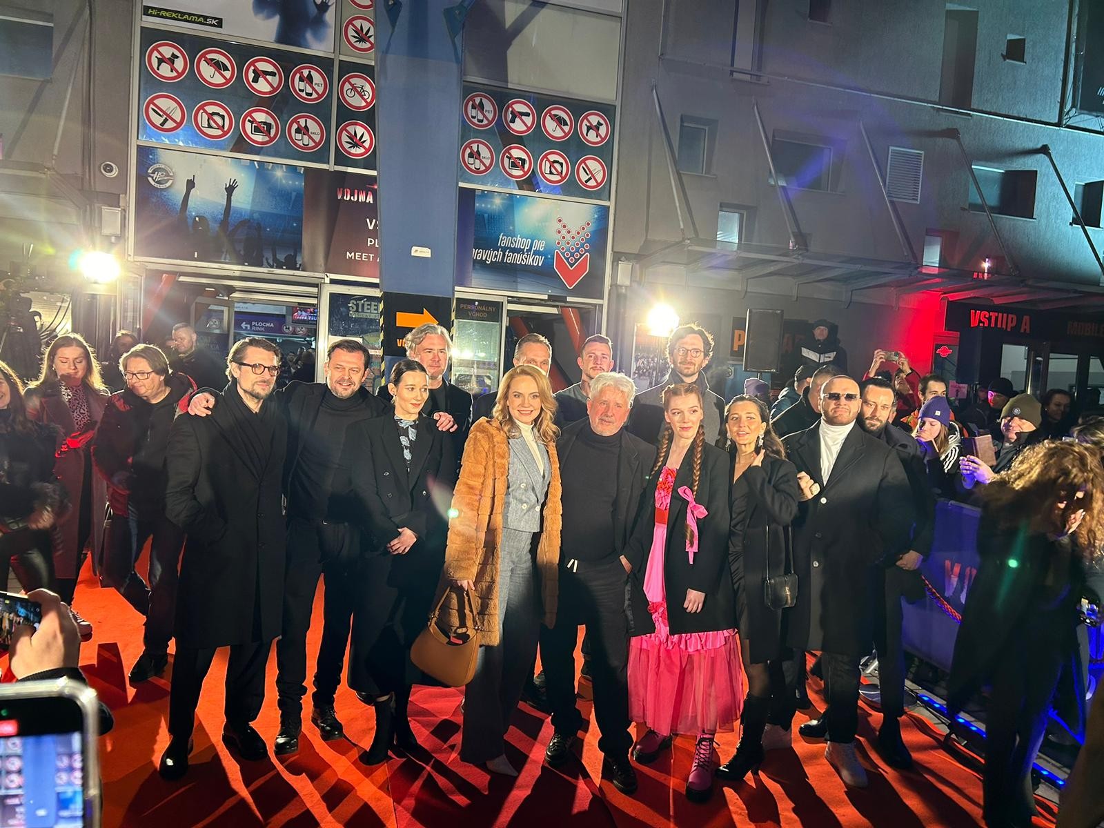 Veľkolepá premiéra filmu Vojna policajtov.