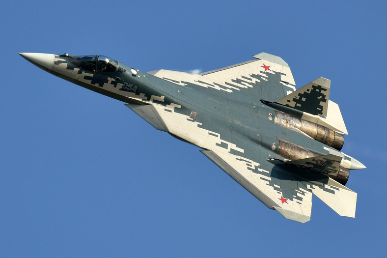 Myśliwiec Su-57