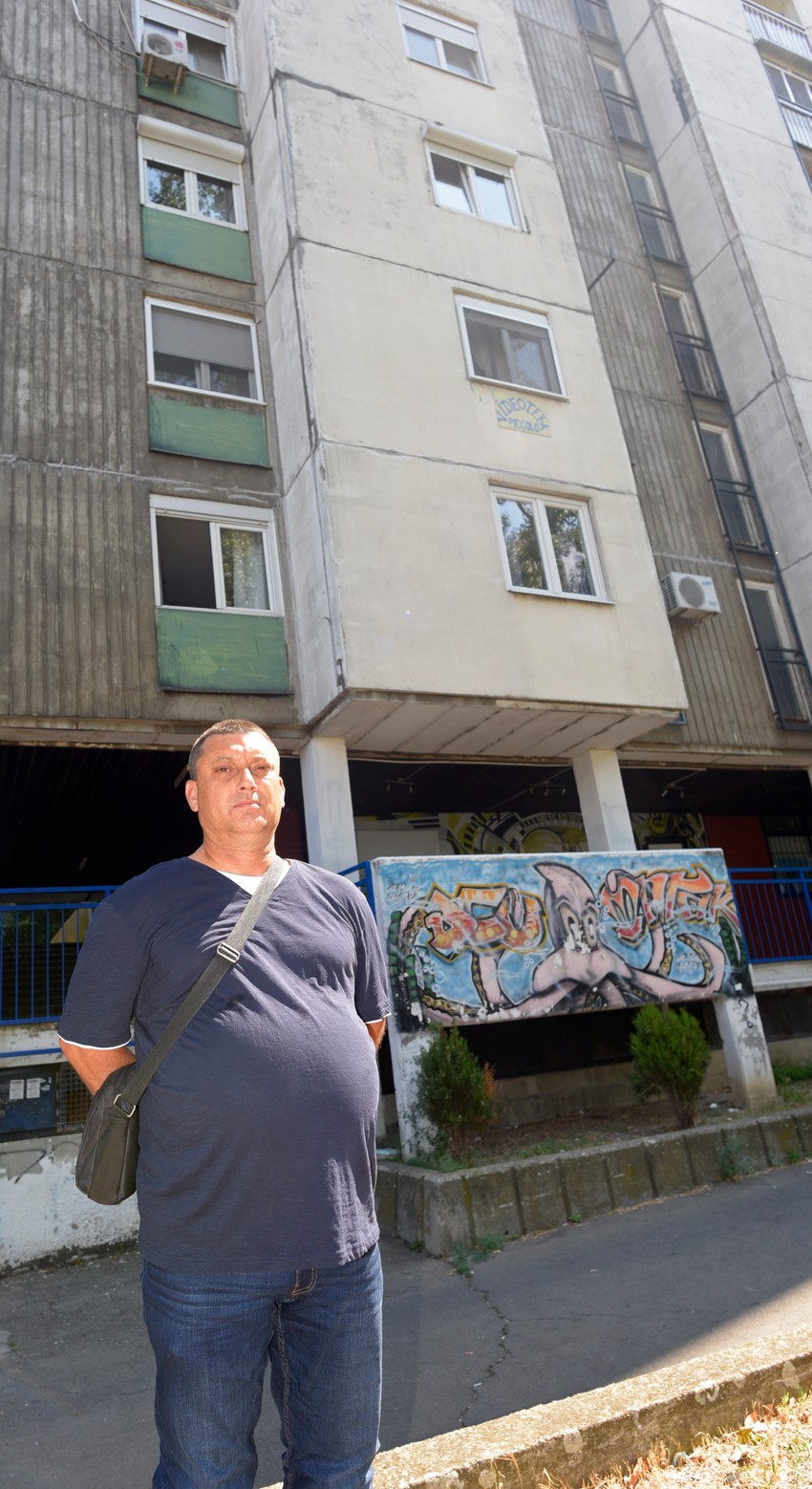 Upravnik solitera: Karl Džordž Lund