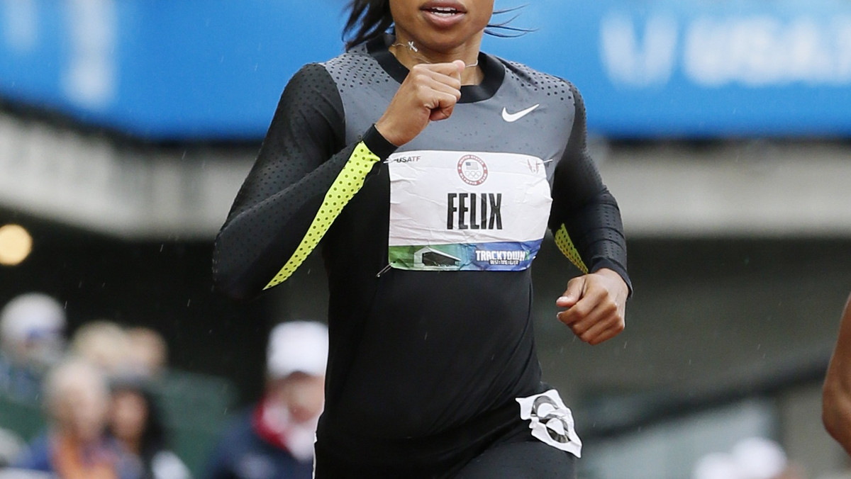 Trzy najlepsze tegoroczne wyniki na świecie zanotowano w przedostatnim dniu lekkoatletycznych mistrzostw USA w Eugene: Allyson Felix pokonała 200 m w 21,69 s, Aries Merritt przebiegł 110 m ppł w czasie 12,93 s, a Christian Taylor osiągnął w trójskoku 17,63 m.