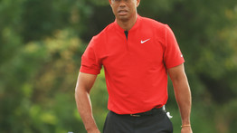 Kísértetiesen hasonlít Tiger Woodsra a fia mozgása