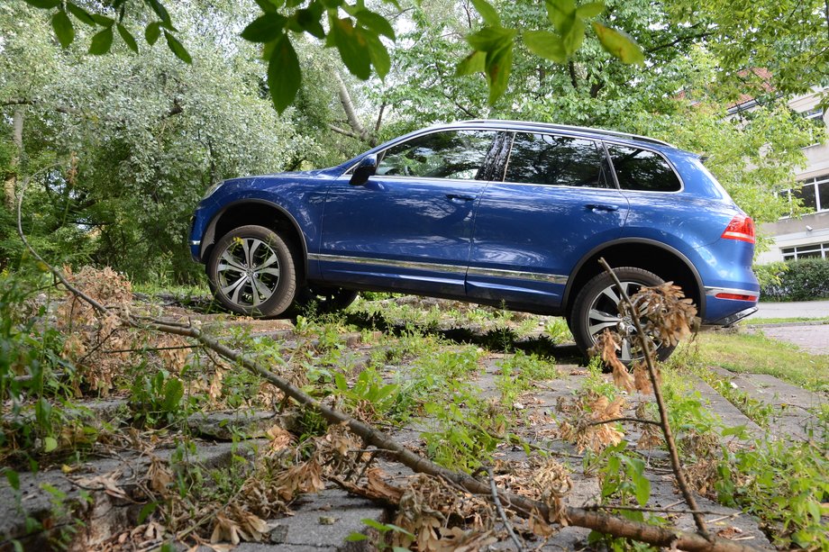 VW Touareg 3.0 V6 TDI - Twój czołg na co dzień