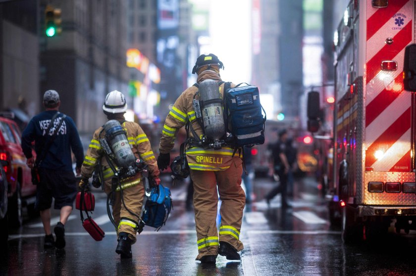 Nowy Jork. Helikopter rozbił się na Manhattanie