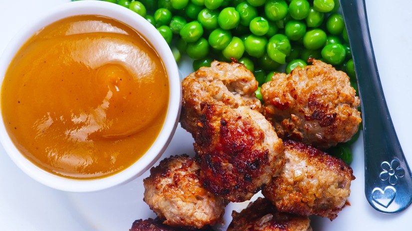 Netradičné mäsové guličky s jablkovým dipom (ilustračné foto).