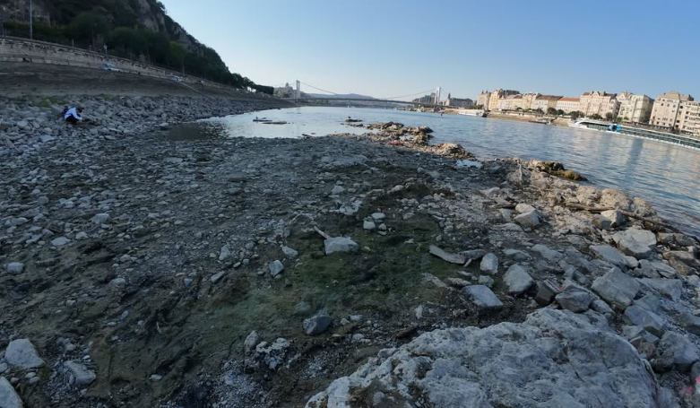 Hladná skala je symbolom neúrody a biedy.