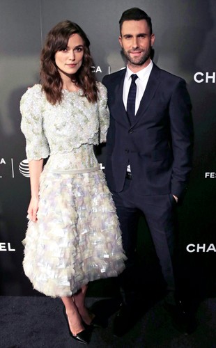 Keira Knightley i Adam Levine na premierze 'Zacznijmy od nowa' w Nowym Jorku