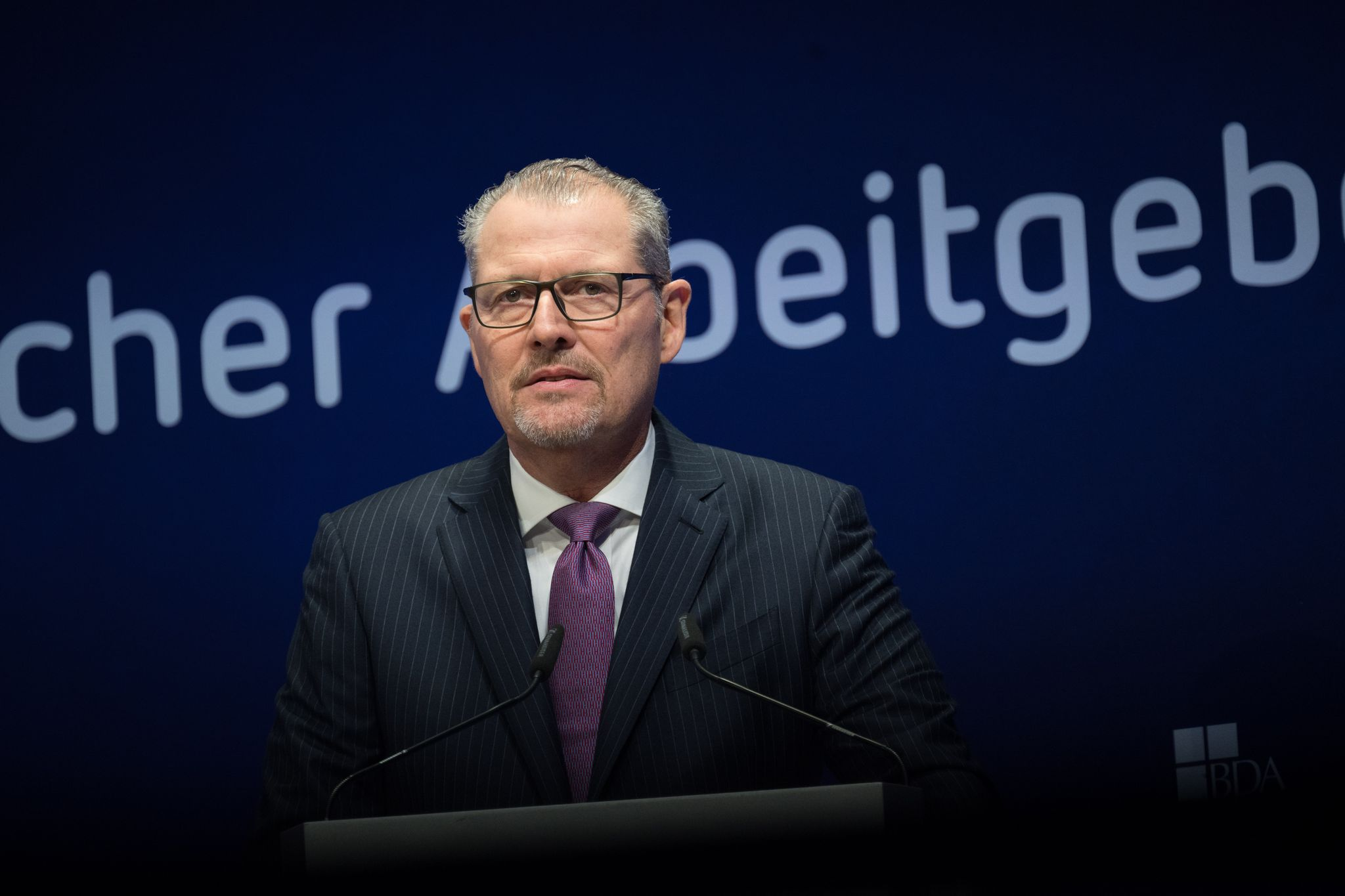 Arbeitgebertag: Dulger kritisiert Koalition - "Alle brauchen mehr Ambition"