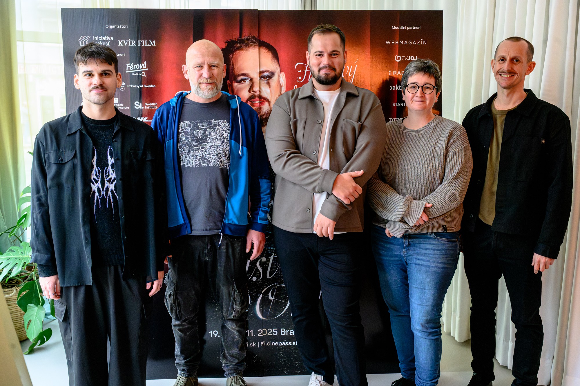 Filmový festival inakosti s podtitulom The Show Must Go On od 19 do 25 novembra uvedie viac ako osemdesiat filmov a bohatý sprievodný program