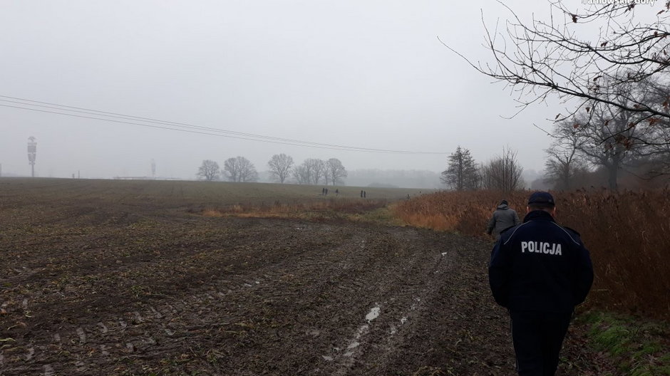 Policjanci wyjaśniają okoliczności śmierci dwóch mężczyzny w wieku 20 i 21 lat. 