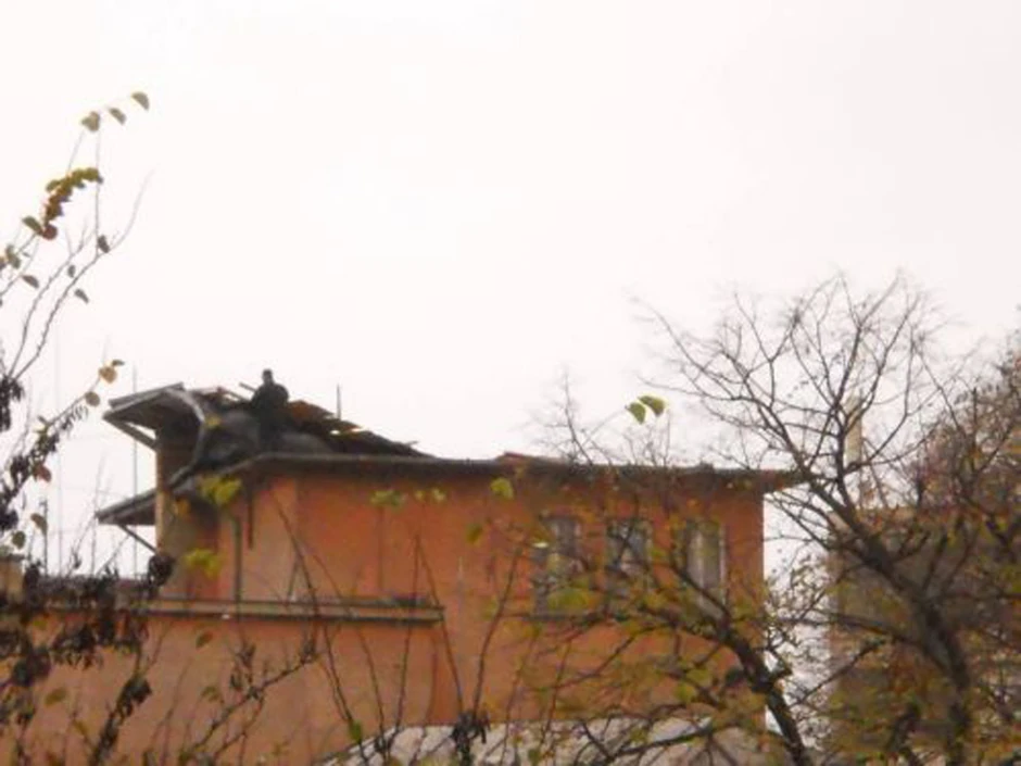 Srušen krov u Novom Sadu