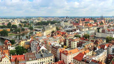 Wrocław: rada miejska udzieliła absolutorium prezydentowi miasta