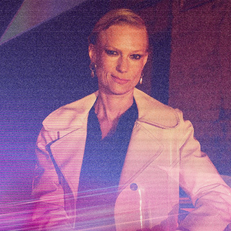 Lise Risom Olsen jako Nina Star