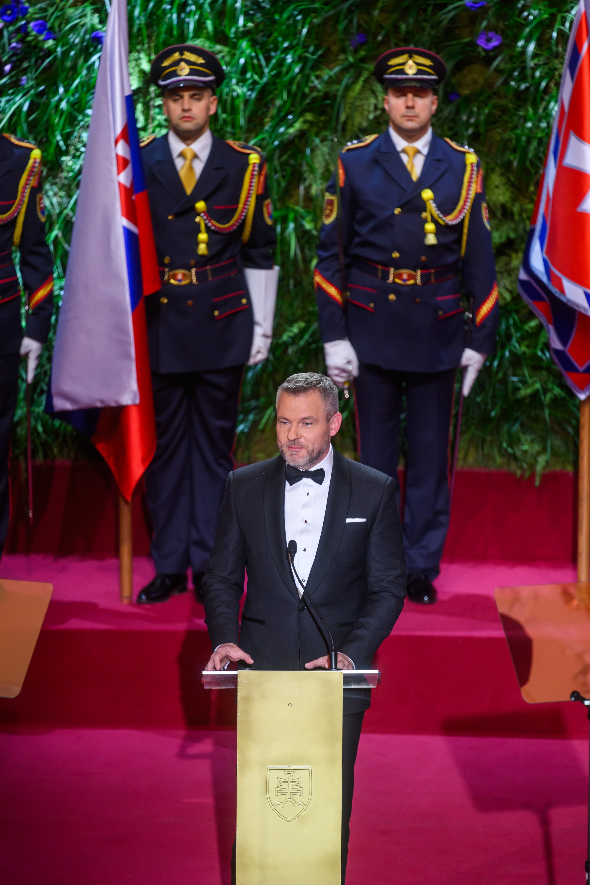 Prezident Peter Pellegrini počas príhovoru na slávnostnej ceremónii udeľovania štátnych vyznamenaní.