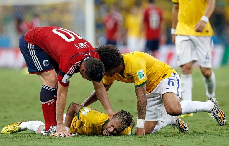 Neymar nie zagra już na mundialu. Poważna kontuzja po brutalnym faulu