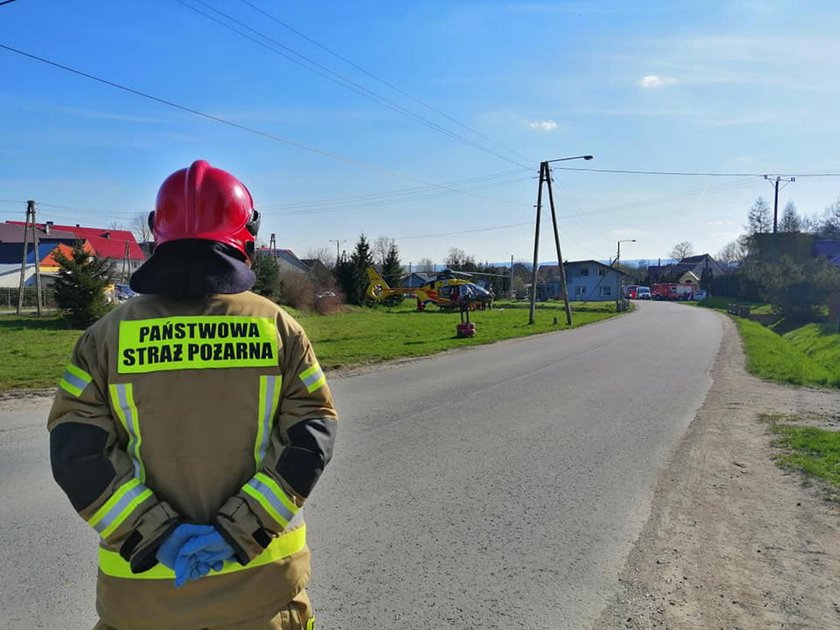 Jaszkowa Dolna. 10-letnia dziewczynka zginęła pod kołami samochodu