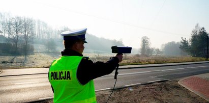 2,5 tys. zł do zapłaty i utrata uprawnień. Rekordzista przekroczył prędkość o ponad 100 km/h!