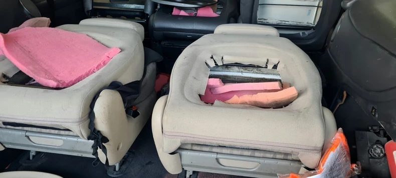 Cigarete nađene u šupljinama vozila