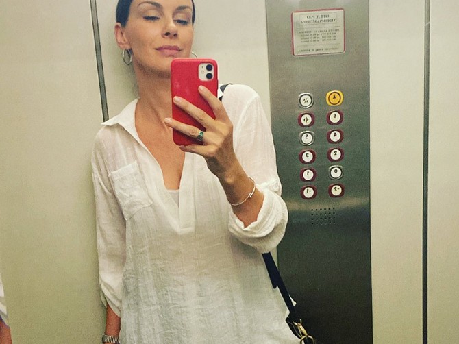 Sloboda Mićalović zna kako da spoji elegantno i izazovni