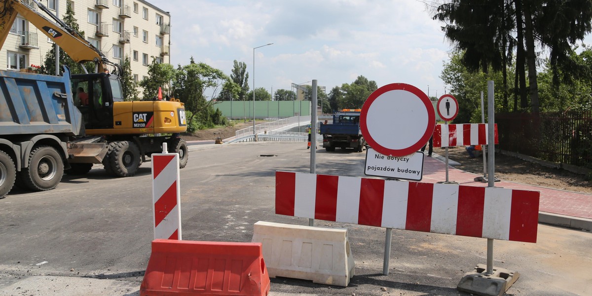 Mieszkańcy Wołomina czekają na otwarcie tuneli